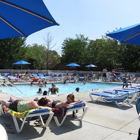 Island Club Rentals Put-in-Bay Bagian luar foto