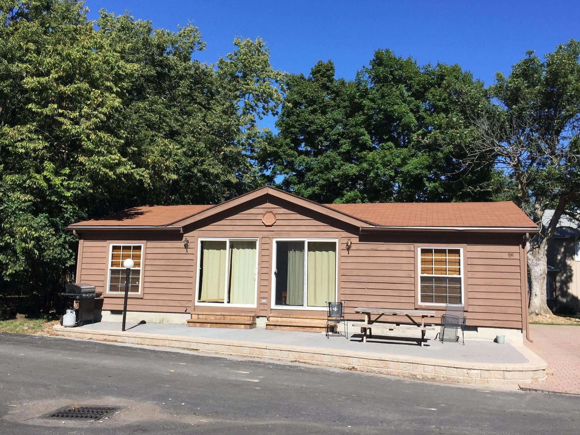 Island Club Rentals Put-in-Bay Bagian luar foto