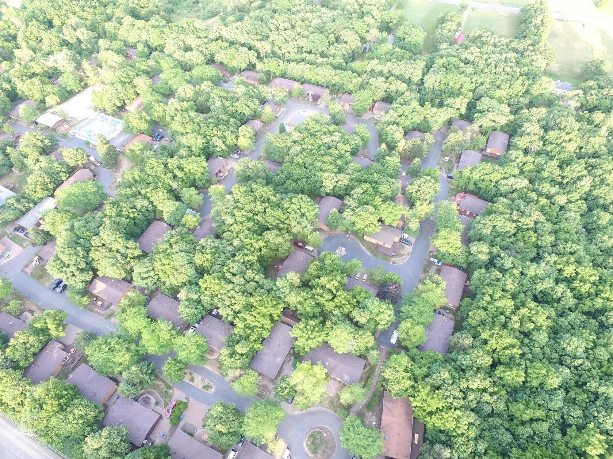 Island Club Rentals Put-in-Bay Bagian luar foto