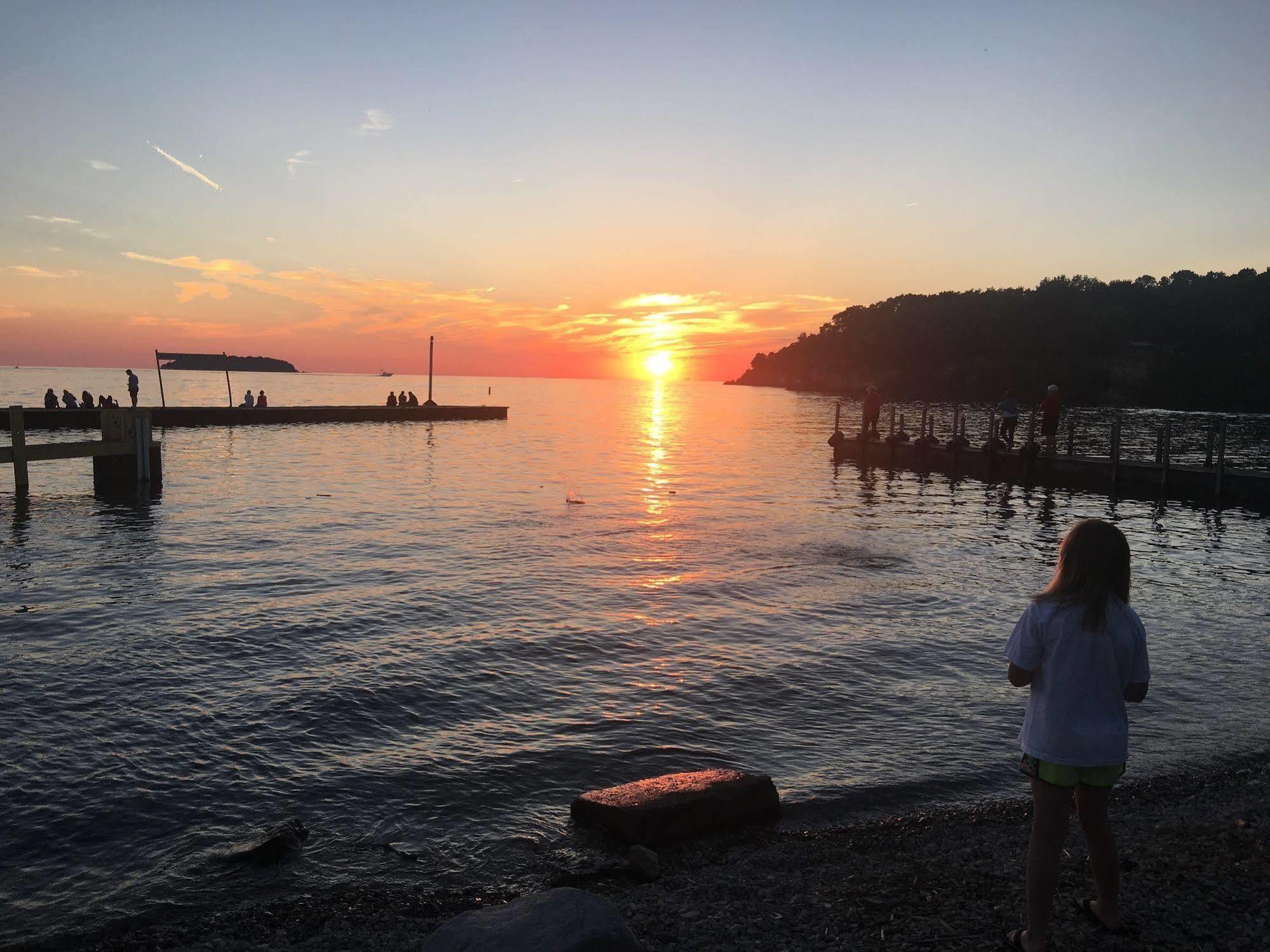 Island Club Rentals Put-in-Bay Bagian luar foto